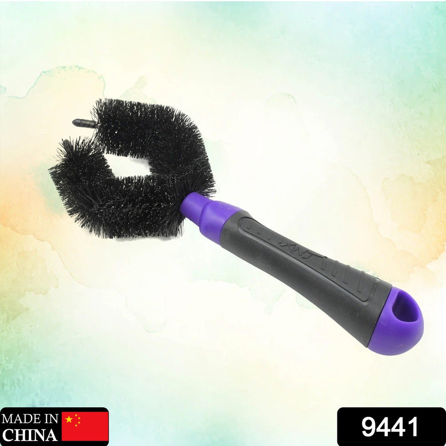 Wheel Cleaning Brush Bike tire Cleaning Brush (1 Pc)
